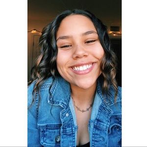 Meet your Posher, Brandi